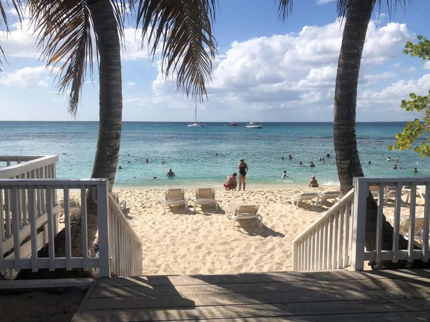 From Punta Cana: Small Group Catalina Island Snorkeling Tour - Snorkeling at The Wall