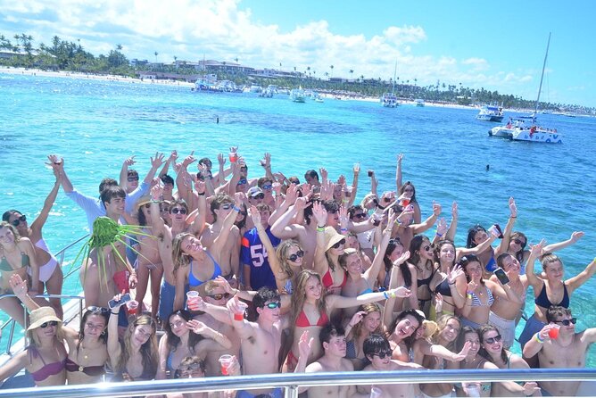 Full-day Buggy & Party Boat tour: snorkel, open bar, cave pool - Guides, service, and the feel of the day