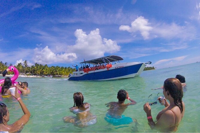 Full-Day Cruise of Isla Saona from Santo Domingo with Lunch - Lunch, drinks, and what to pack