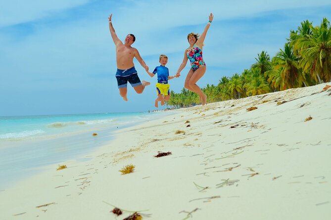 Full Day Excursion to Saona Island with All Inclusive - Saona Island, beautiful but rarely quiet