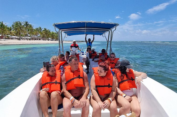 Full Day Island Tour in Isla Saona from Punta Cana - The group atmosphere and level of service