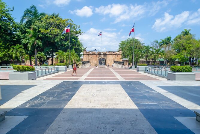 Full Day Santo Domingo City Tour: History of the Caribbean From Punta Cana - A long road from Punta Cana to the capital