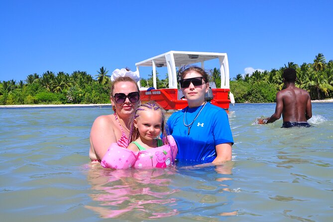 Glass-bottom boat tour to Punta Cana - What is included, and what you still need to plan