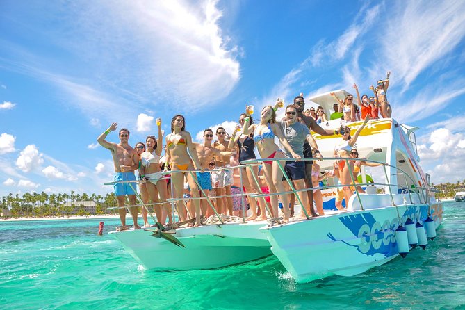 Great Snorkeling Cruise with Sharks & Stingray Encounter and Natural Pool - Key points at a glance