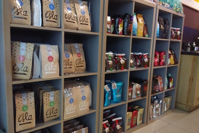 Guided Shopping Tour - Rum tasting, chocolate factory, Cigar factory - Chocolate Chin-Chin and organic cocoa
