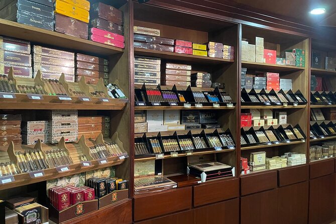Guided Tour to Don Lucas Cigars Factory and Souvenirs Store - Shopping for cigars, rum, chocolate, and gifts