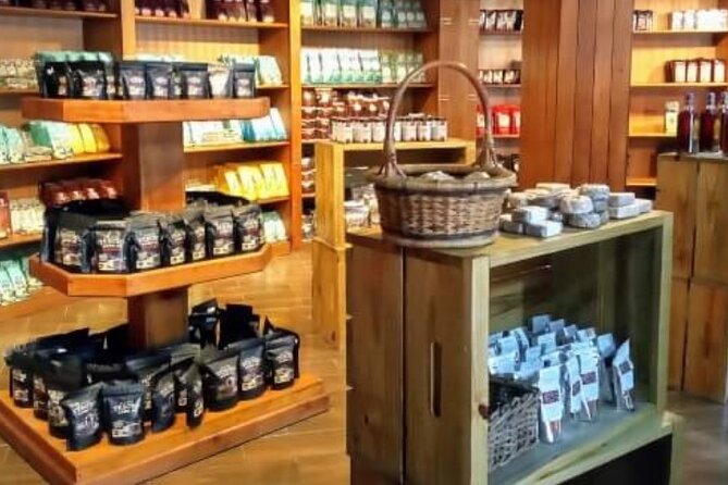 Guided Tour to Don Lucas Cigars Factory and Souvenirs Store - Why the three-hour schedule works