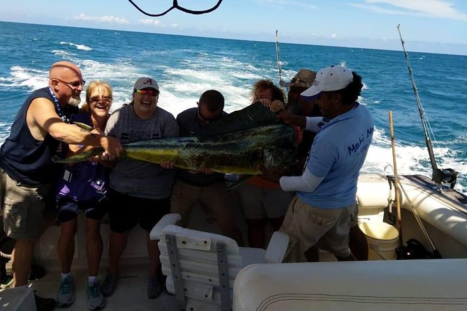 Half Day Big Game Fishing private charter - Fishing gear, bait, food, and drinks