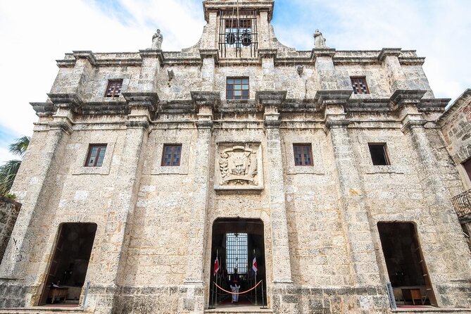 Half Day Excursion Colonial Zone, Faro to Colón, 3 Eyes Park - Faro a Colón, a giant cross on the edge of the city
