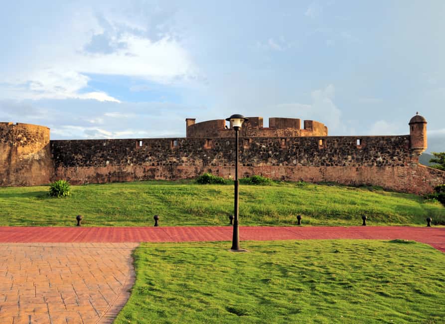 Half Day Private City Tour of Puerto Plata - San Felipe Fortress and the city’s harder past