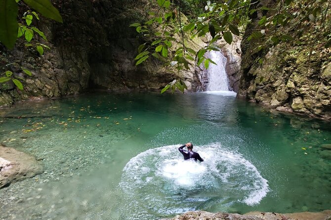 Hiking Tabernacle Thundering Waterfall in Dominican Republic - What the waterfall route feels like in practice