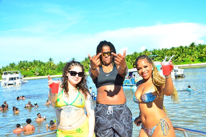 Hip Hop Adult Only Party Boat with Unlimited drinks & Sandba stop - The sandbar and natural pool stop