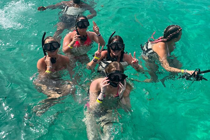 Hip Hop Party Boat with Snorkeling Punta Cana - Group Size, Comfort, and Safety Considerations