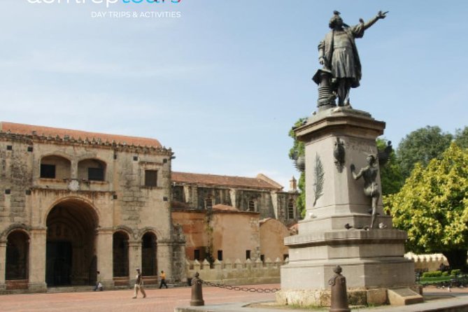 Historical City Tour Santo Domingo - Walking the first cobblestone street in the Americas