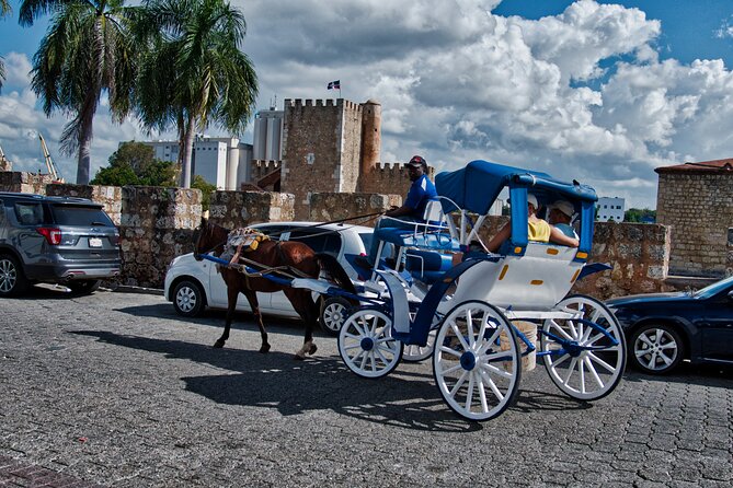 Historical City Tour Santo Domingo - A cool drink and a quick introduction at Quinta Dominica