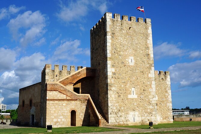 Historical Tour in the Colonial City of Santo Domingo - Guide style and the private-group advantage
