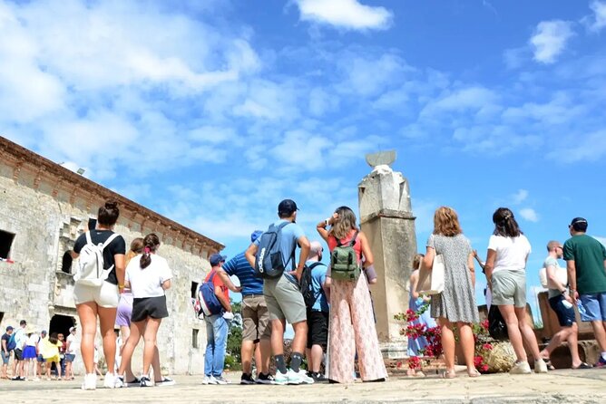 Historical Tour of Santo Domingo and 3 eyes Caves with Lunch - The Columbus Lighthouse photo stop