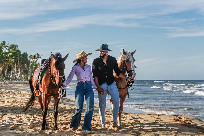 Horseback Riding Adventure Punta Cana - The photographer and the rum-bottle question
