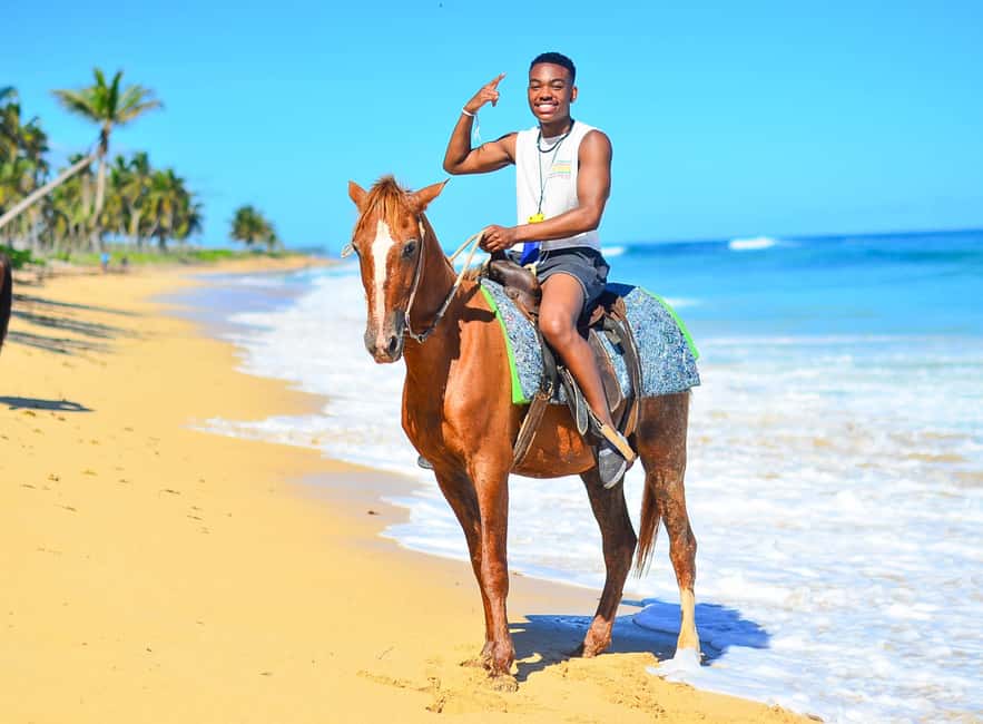 Horseback Riding at Macao Beach and River with Transfers - The 45-minute stop at Río Anamuya