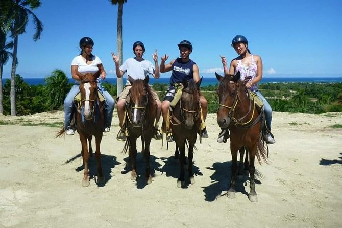 Horseback riding tours from amber cove & Taino bay port silver - From Amber Cove or Taino Bay to the Puerto Plata countryside