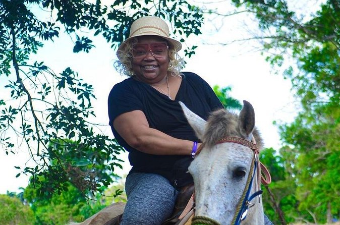HorseBack Rinding to Macao Beach - The ride itself and the pace