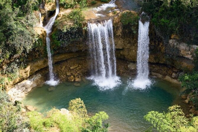 Hotels - Airbnb & villas pick up - WATERFALLS OF DAMAJAGUA - Why the safety briefing matters