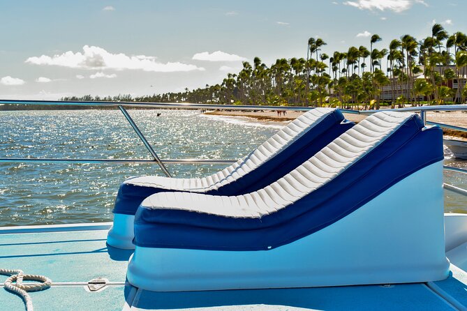 Infinity Hip Hop Boat Party in Punta Cana - Pickup times and the half-day commitment