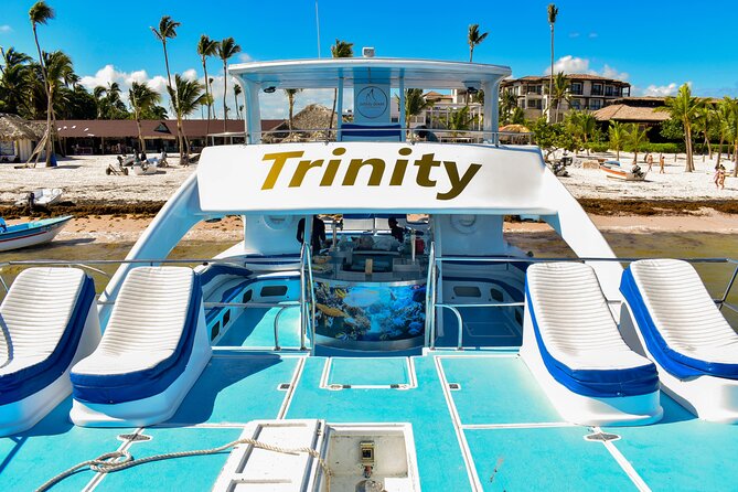 Infinity Hip Hop Boat Party in Punta Cana - Setting out from Bibijagua Beach