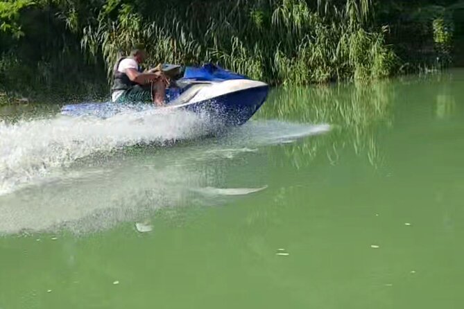 JET SKI , Skim Board ,& Wave Board Rentals Cabarete, Sosua - What comes with the rental