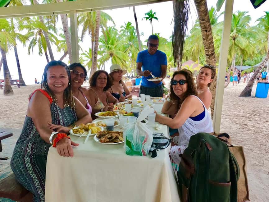 Juan Dolio: Saona Island Full-Day Tour with Lunch & Drinks - Two Hours on Saona Island