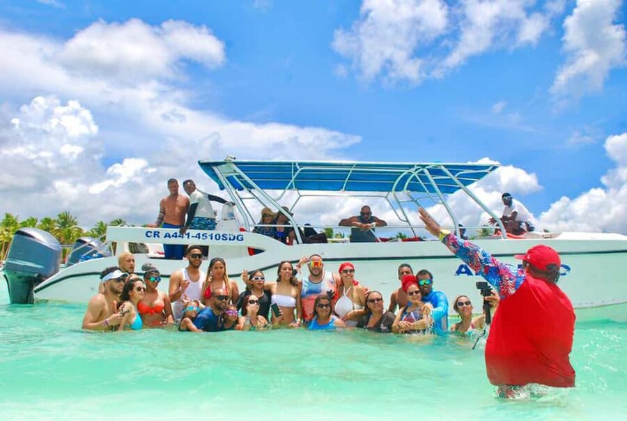 Juan Dolio: Saona Island Full-Day Tour with Lunch & Drinks - Who Will Enjoy This Day Most?