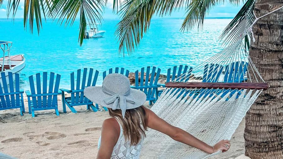 La Romana: Saona Crusoe VIP for cruise guests - Returning through Bayahibe