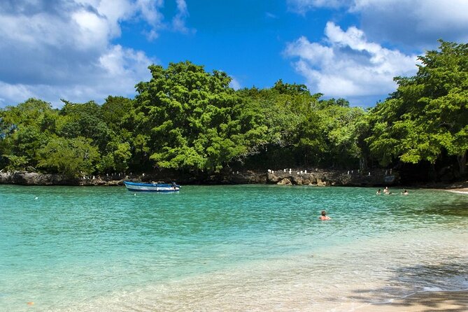 Local Excursion Blue Laguna el dudu - One long day from Puerto Plata to the north coast