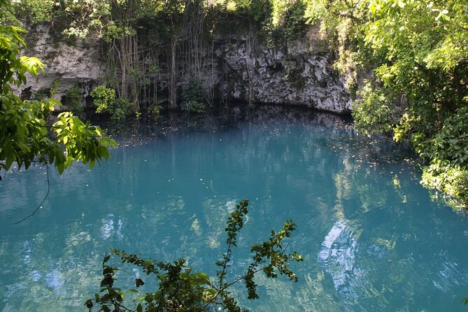 Local Excursion Blue Laguna el dudu - Playa Grande gives you time for lunch and rest