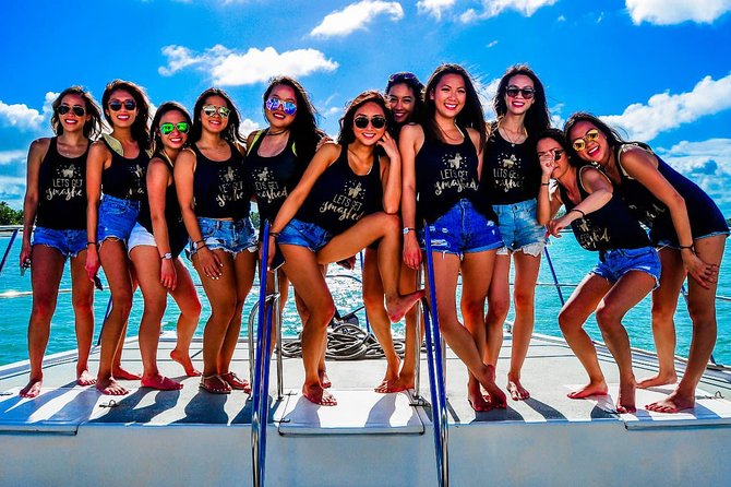 Morning Private Party Boat with Water Slide Open Bar and BBQ - Drinks, music, and a shallow natural pool