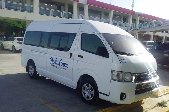 One Way Private Airport or Hotel Transfer Bavaro Hotel 1-6 Pax - Why a private airport transfer helps in Punta Cana