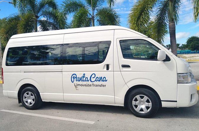 One Way Private Airport or Hotel Transfer Bavaro Hotel 1-6 Pax - Why calm driving matters more than speed