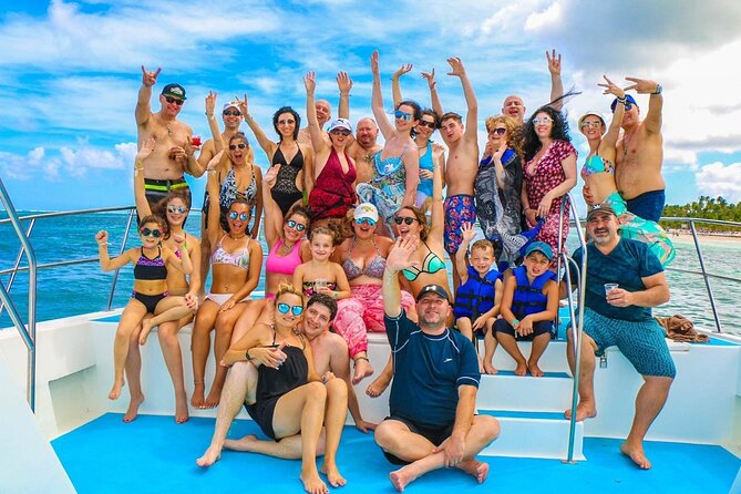 Party Boat / Catamaran Party in Punta Cana - Music, dancing, and the return ride