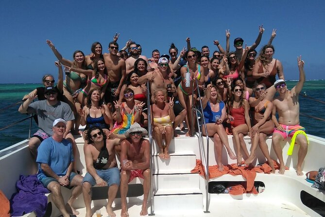 Party Boat - Private groups, snorkeling - Open Bar. - How the $700 price works for your group