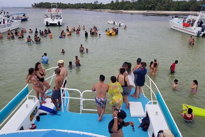 Party Boat Punta Cana - The waterslide adds a playful break
