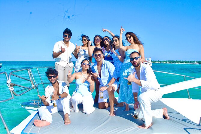 Party Booze Boat Fiesta Sand Bar-Snorkeling-Music-Drinks-Dancing - Dolphin Island From the Water