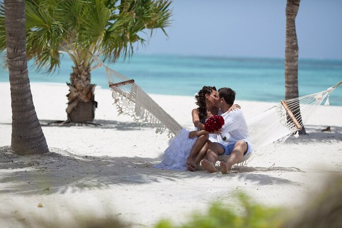 Photographer in Punta Cana, professional photo shoot - What you receive after the session