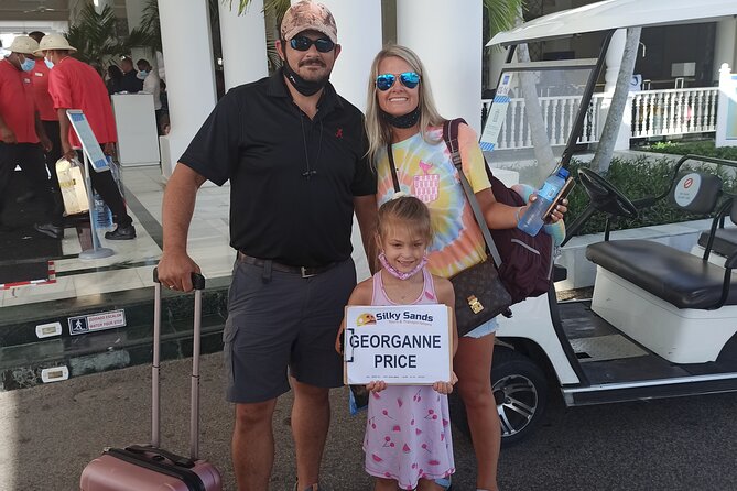 Private Airport Transfer From Punta Cana To Uvero Alto - The Private Minivan and the Ride South