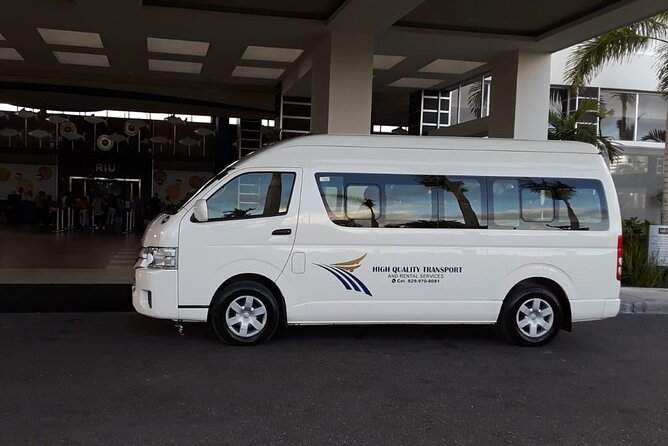 Private Airport Transfer to Miches Hotels from Punta Cana - Finding the representative with your name
