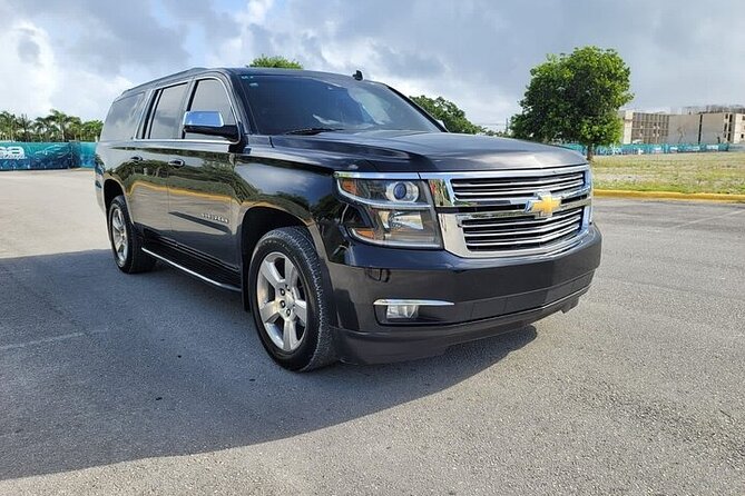 Private Airport Transfer Vip Service To/From Uvero Alto - Finding your driver at Punta Cana Airport