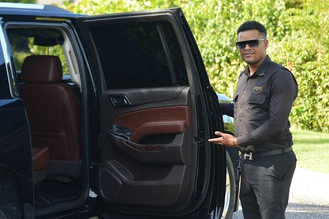Private Airport Transfer Vip Service To/From Uvero Alto - Why the private format matters for families and couples