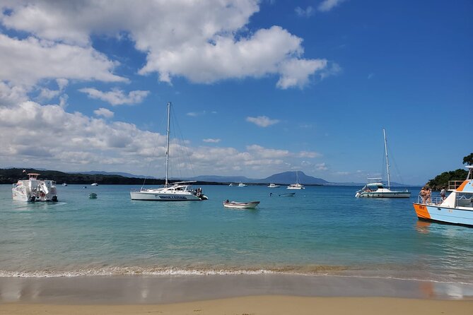 Private all-inclusive snorkeling at sosua beach. - First stop: Three Rocks and the coral formations