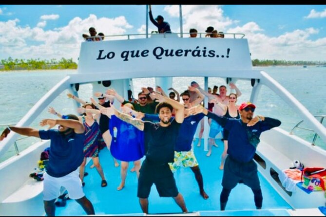 Private Catamaran Cruise with Slide & unlimited drinks - First stop: snorkeling and the water slide