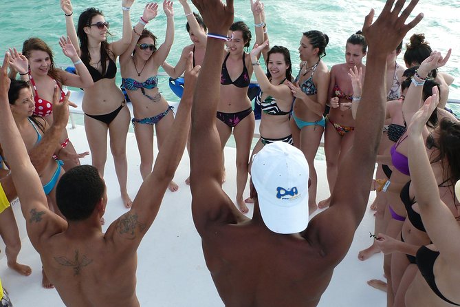 Private Catamaran Snorkeling Family Adventure - Families, celebrations, and group fit