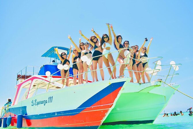 Private Catamaran wonderful Snorqueling slide & entartaiment team - Seeing Dolphins From the Catamaran